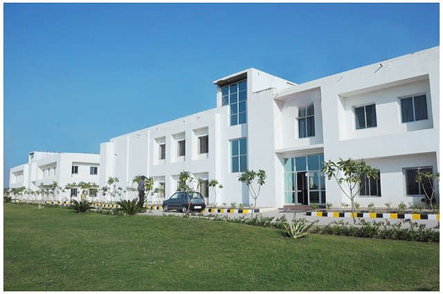 Aryaman_Pharmacy_College